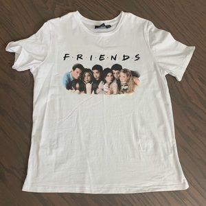 WOMENS FRIENDS TSHIRT